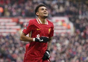 每体：巴萨签迪亚斯面临严峻挑战，沙特球队出价或将使交易难实现