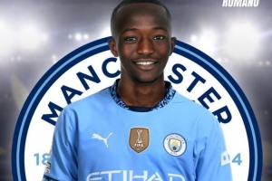 开元棋牌官方网站-记者：巴黎18岁前锋桑加雷自由身加盟曼城，签约5年